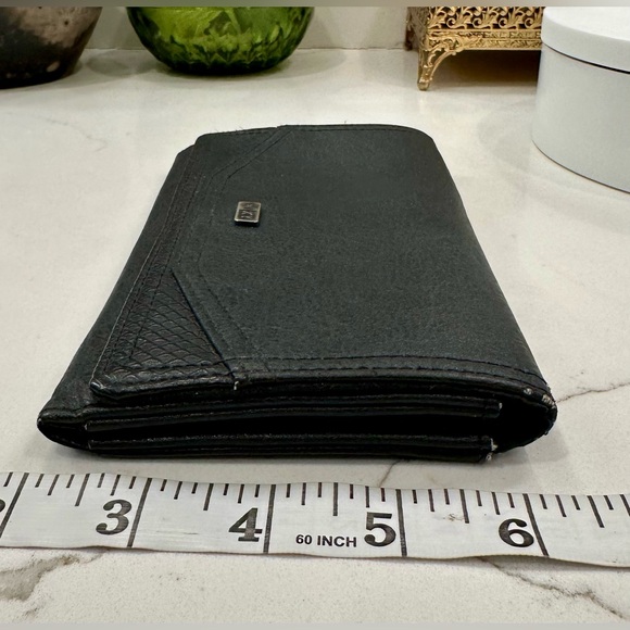 Vintage Roxy - Black Faux Leather Snap-Close Wallet - VGVC - Picture 5 of 17
